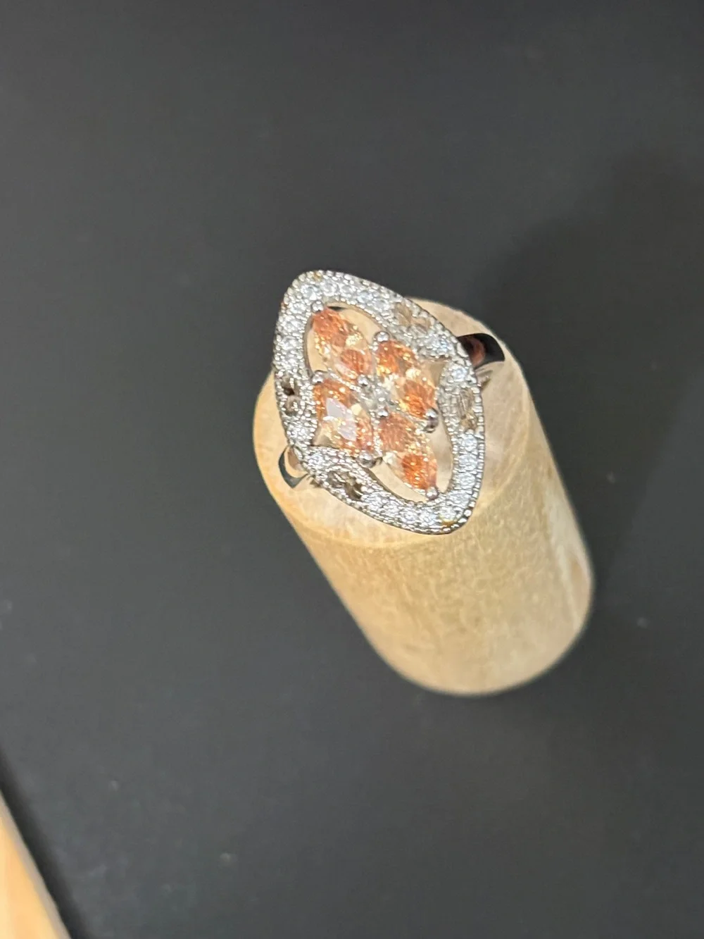 Elegant 925 Marquise Cluster Ring - Sparkling Halo Design
